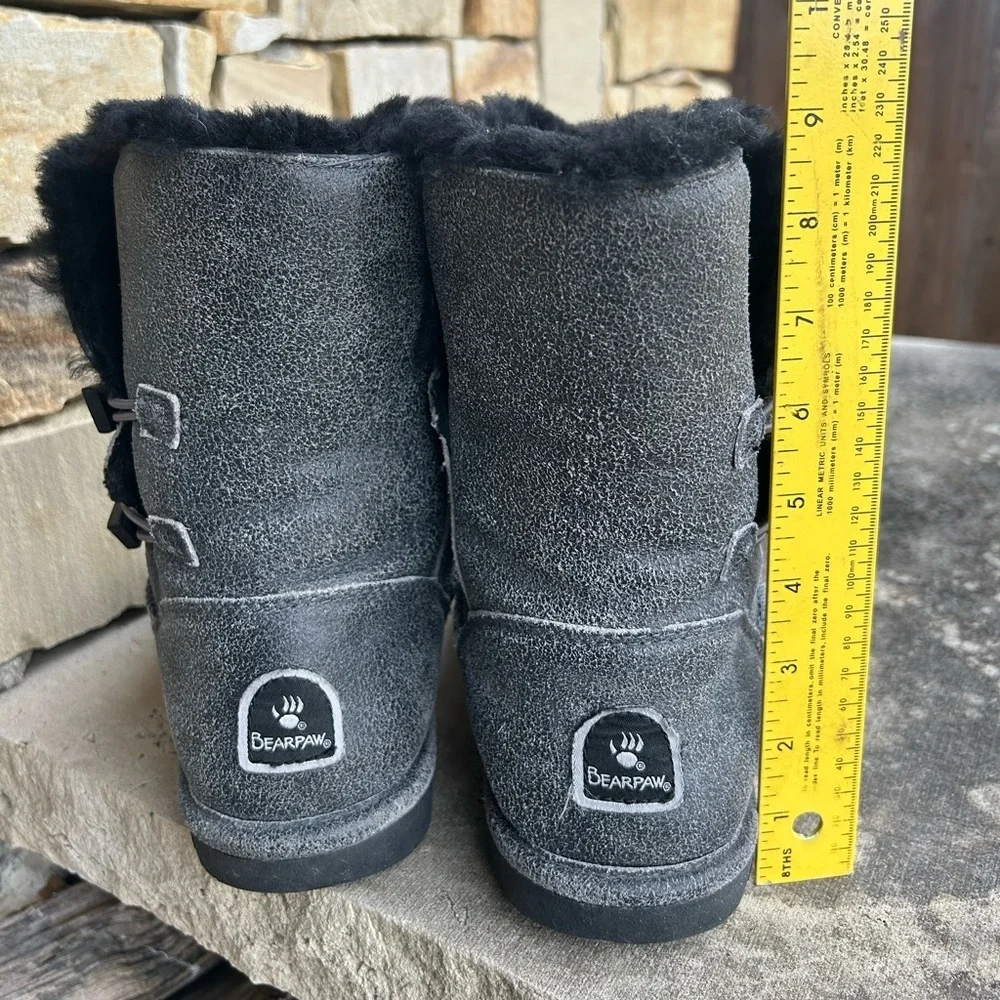 BearPaw Abigail Black Charcoal Crackle Suede Boots Sheepskin /wool Lining Sz-9.G